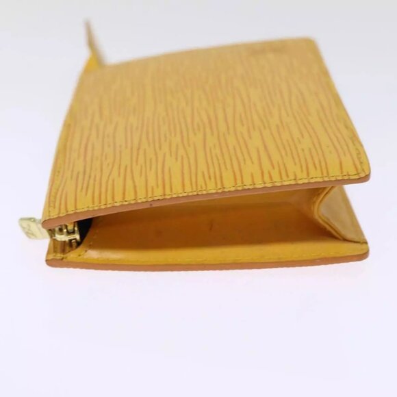 LOUIS VUITTON Epi Poche Toilette 15 Pouch Yellow LV Auth - Picture 7 of 15